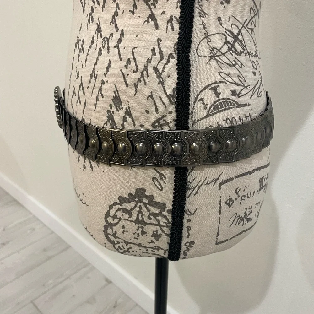 Gem Metal Scale Layered Belt with Gemstone Accent